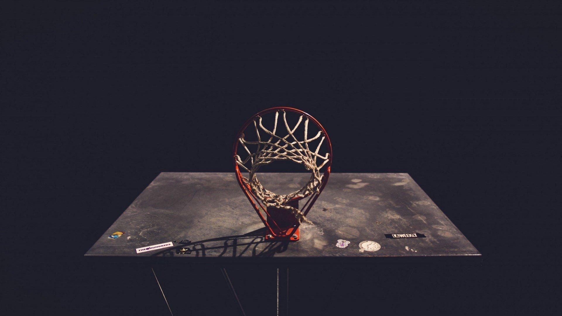 赫罗纳半场力压阿拉维斯，齐甘科夫关键一击定乾坤